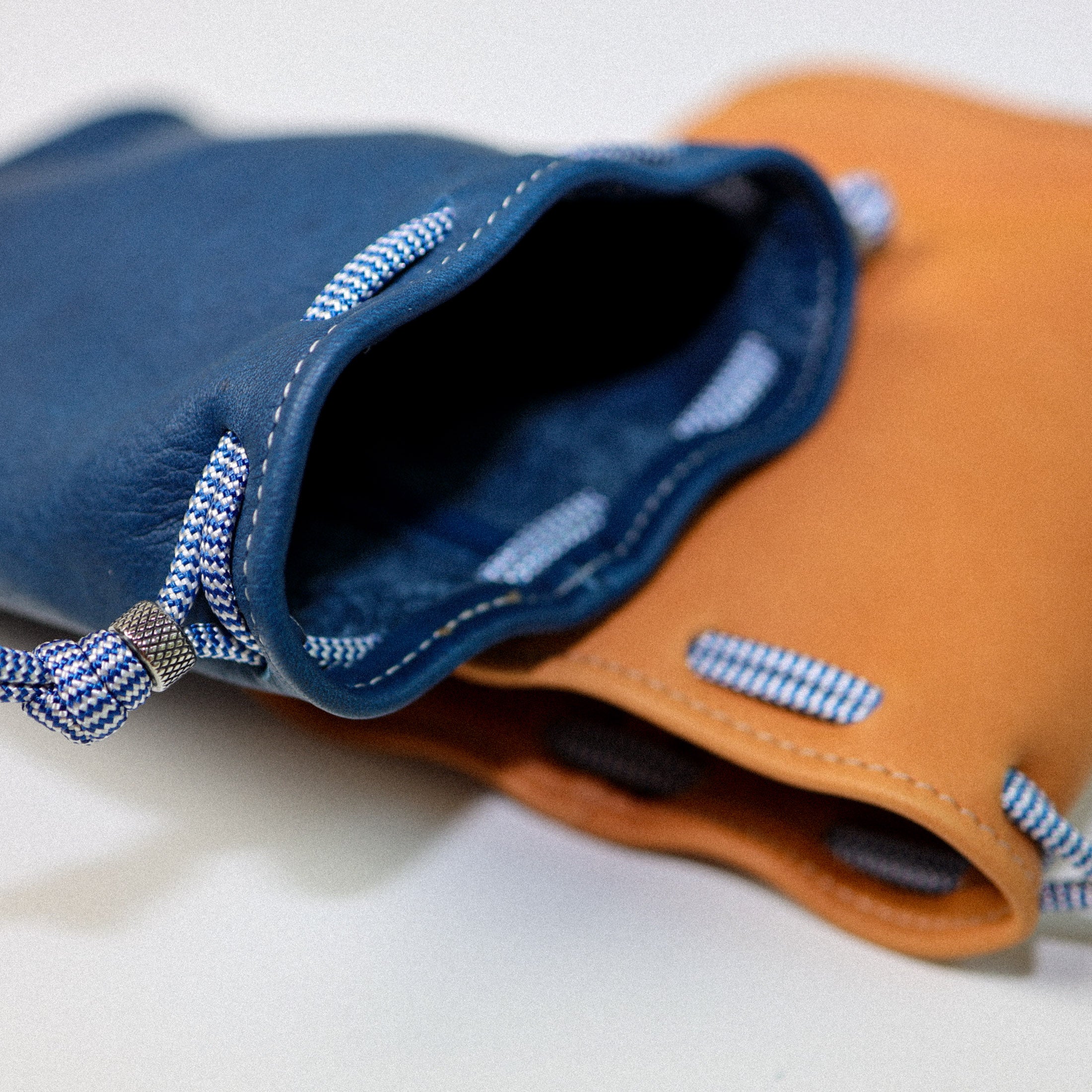 Leather Valuables Pouch - Navy