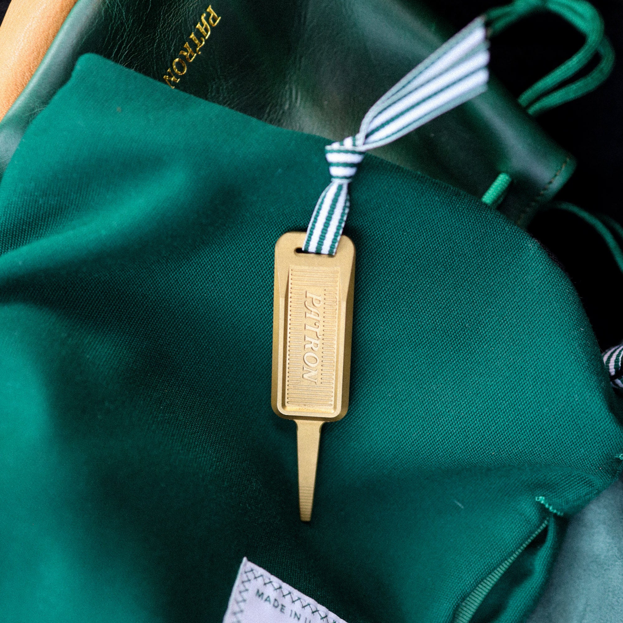 Patrons Brass Divot Tool