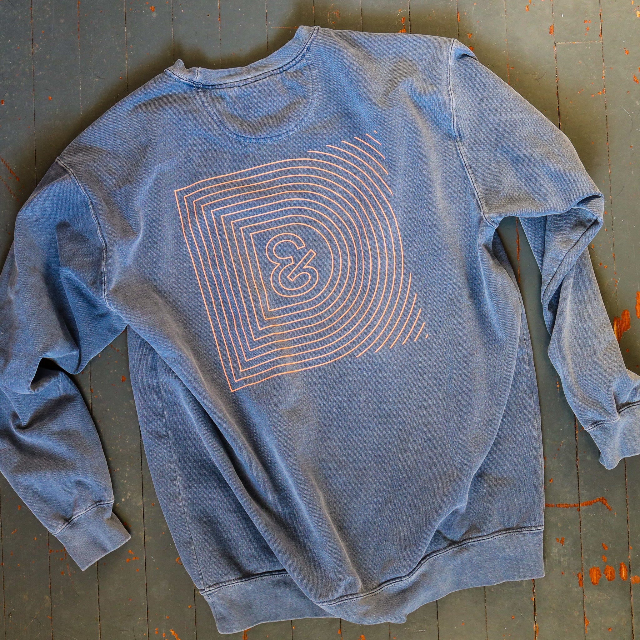 D&D Infinity Crewneck