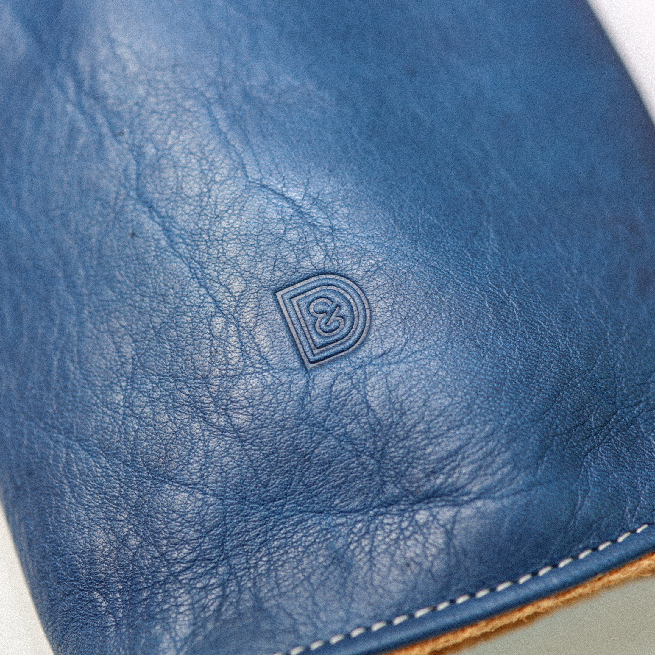Leather Valuables Pouch - Navy