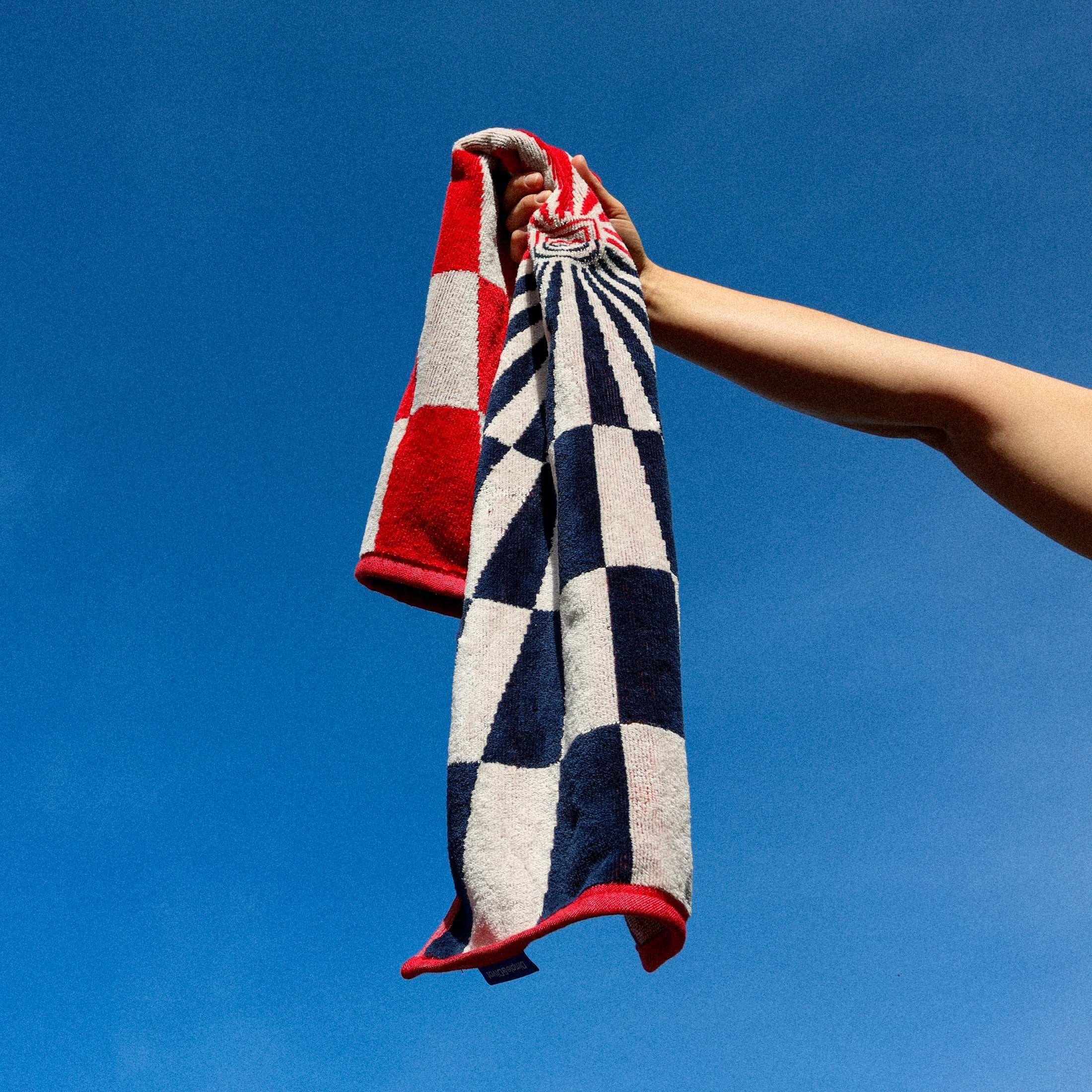 U.S.A. Kaleidoscope Caddie Towel - Red/Navy