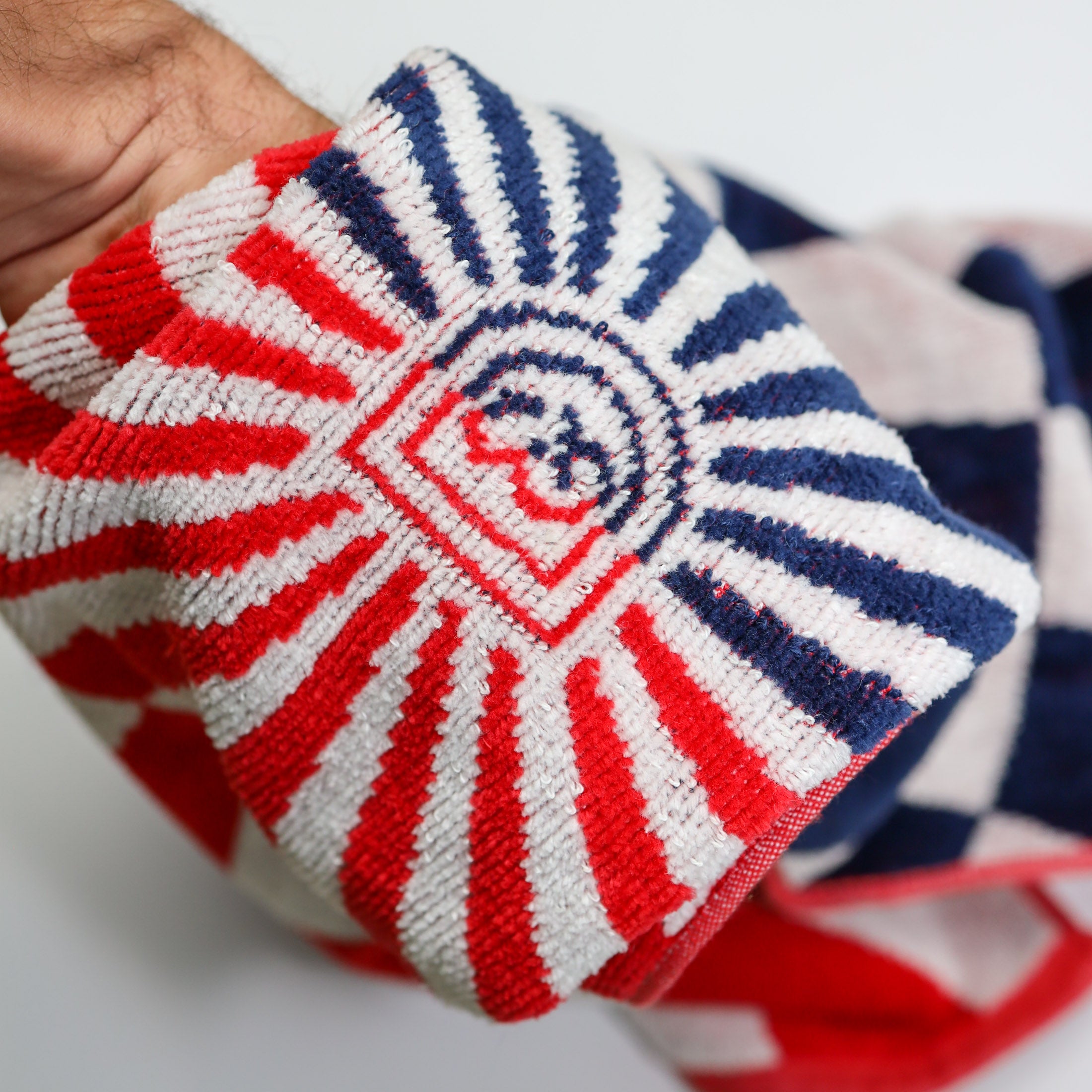 U.S.A. Kaleidoscope Caddie Towel - Red/Navy
