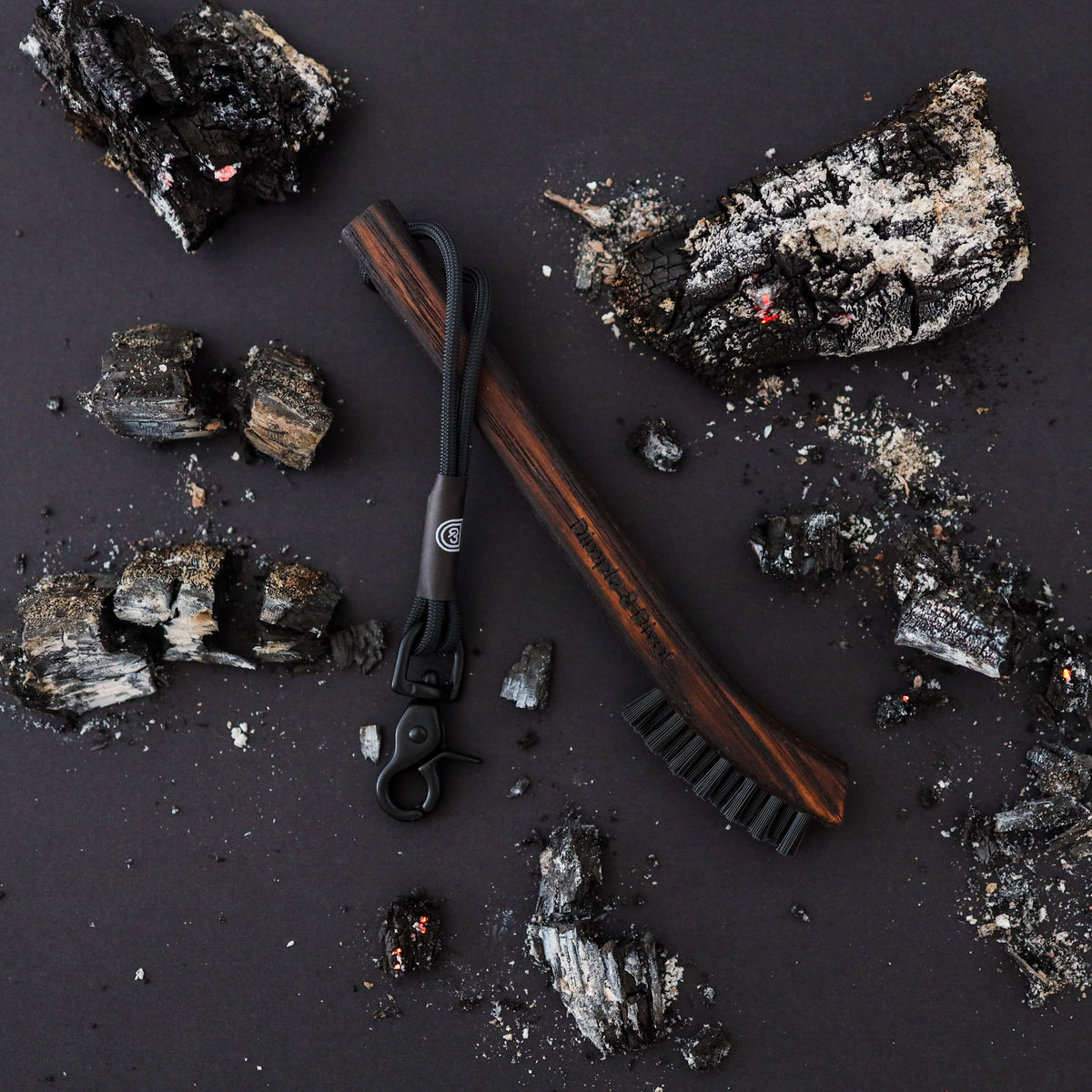 Dimple & Divot - The Original Hickory Golf Brush & Golf Accessories