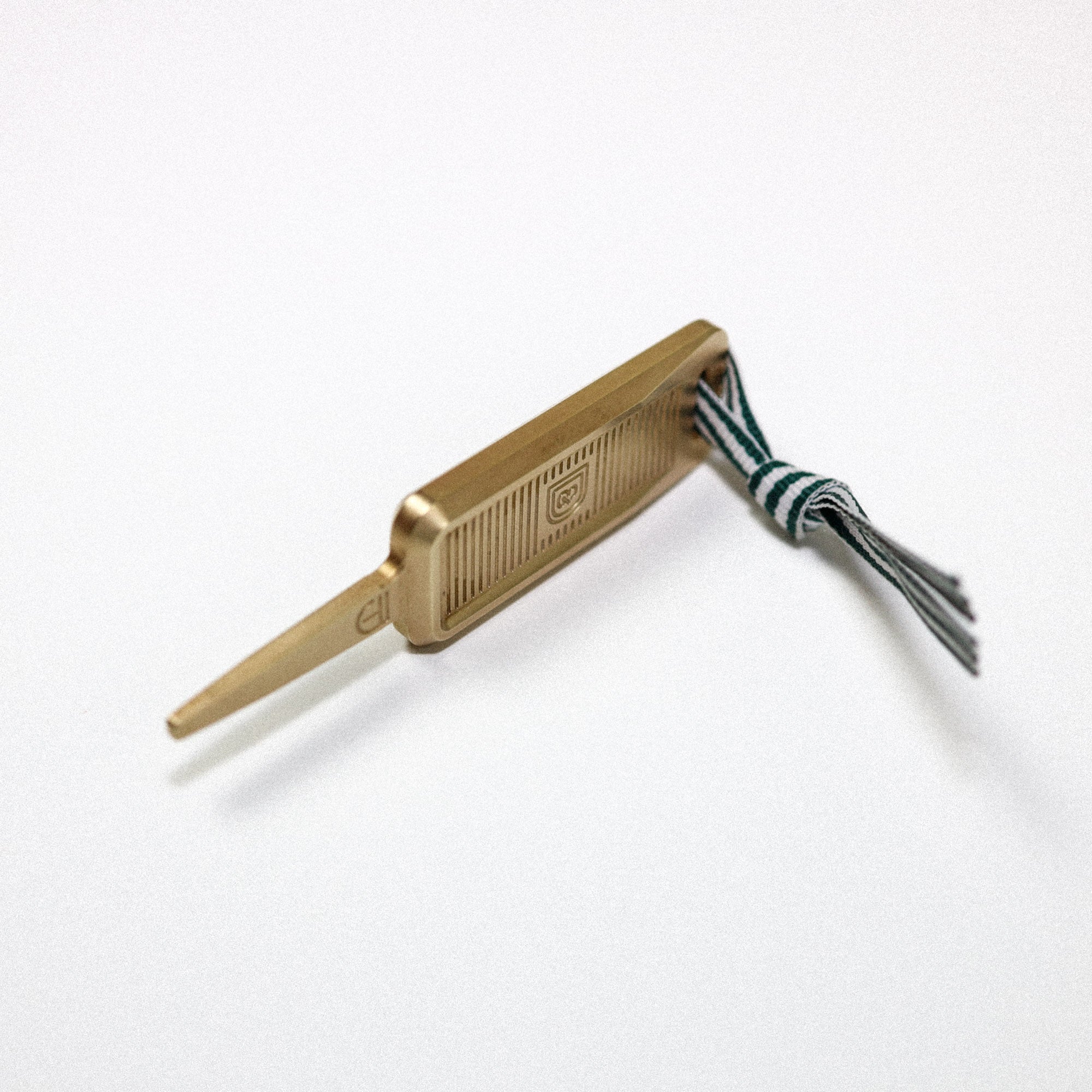 Patrons Brass Divot Tool